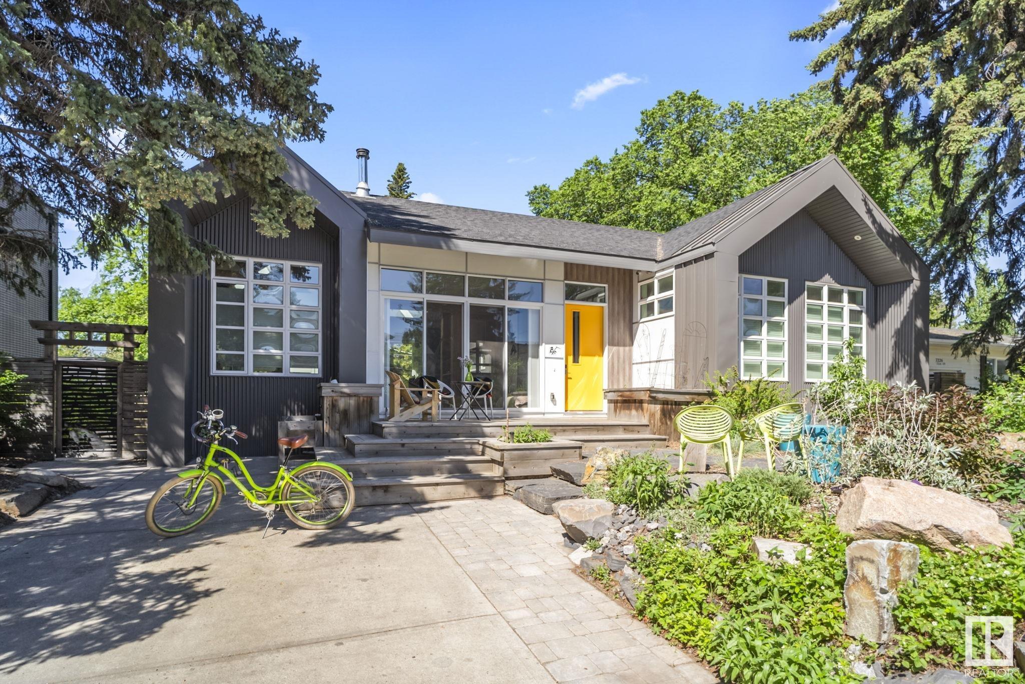 Photo de la propriété: 7222 119 Street NW AB T6G 1V6