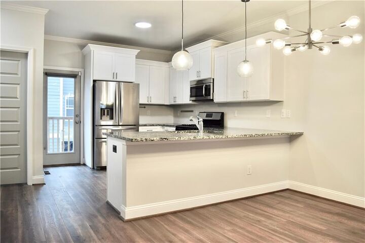 Property Photo:  1365 Memorial Drive SE 13  GA 30317 