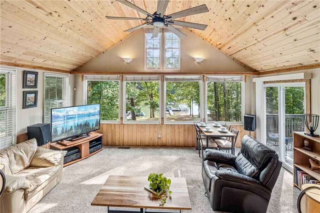 Property Photo: 5705 Ridgeway Circle GA 30506