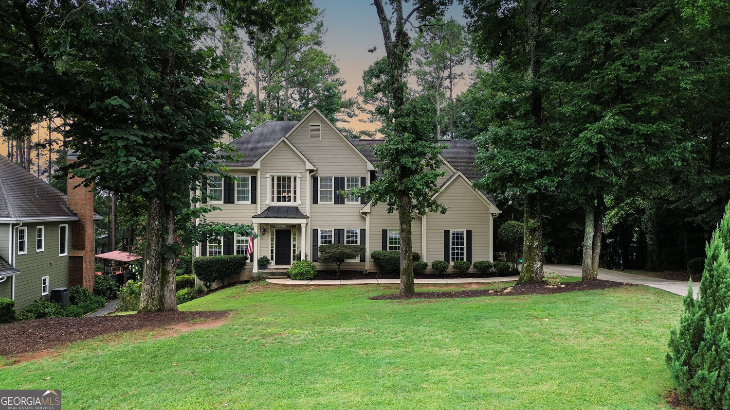Property Photo: 203 Palette Lane GA 30269