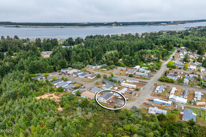 Property Photo: 64588 Cammann Road OR 97420