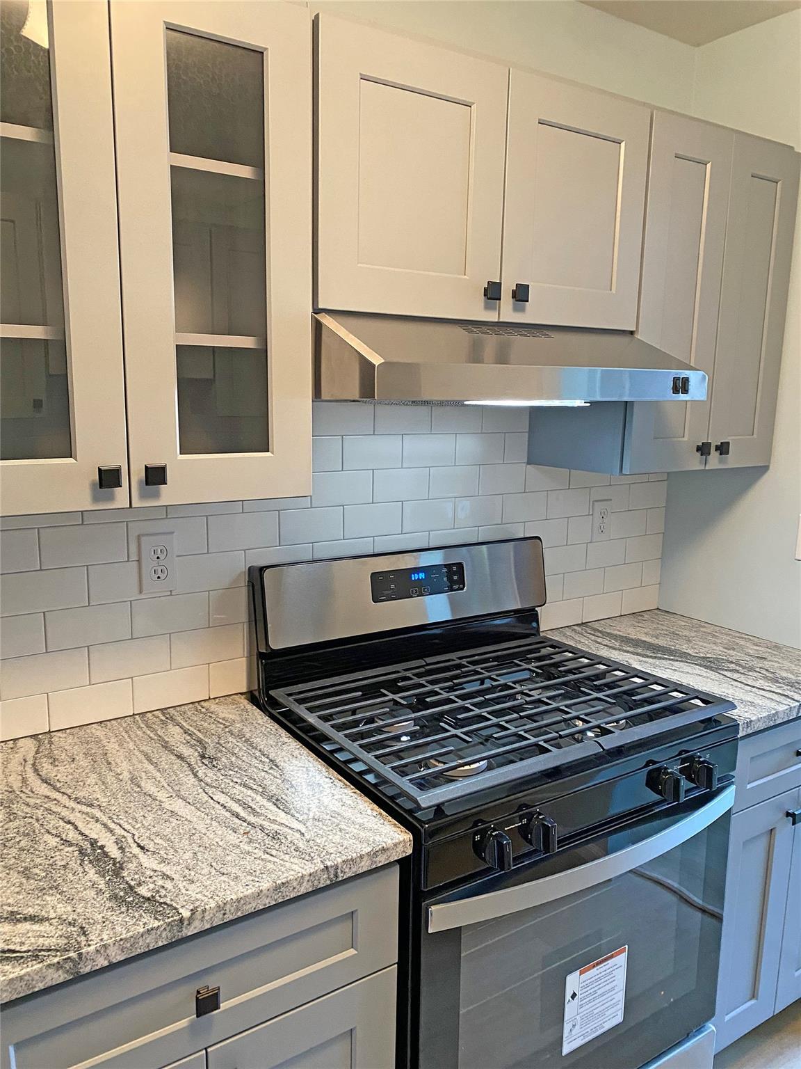 Property Photo:  426 Kennedy Drive 426  NY 10977 