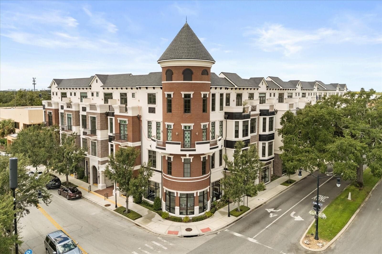 Property Photo:  101 S New York Avenue 313  FL 32789 
