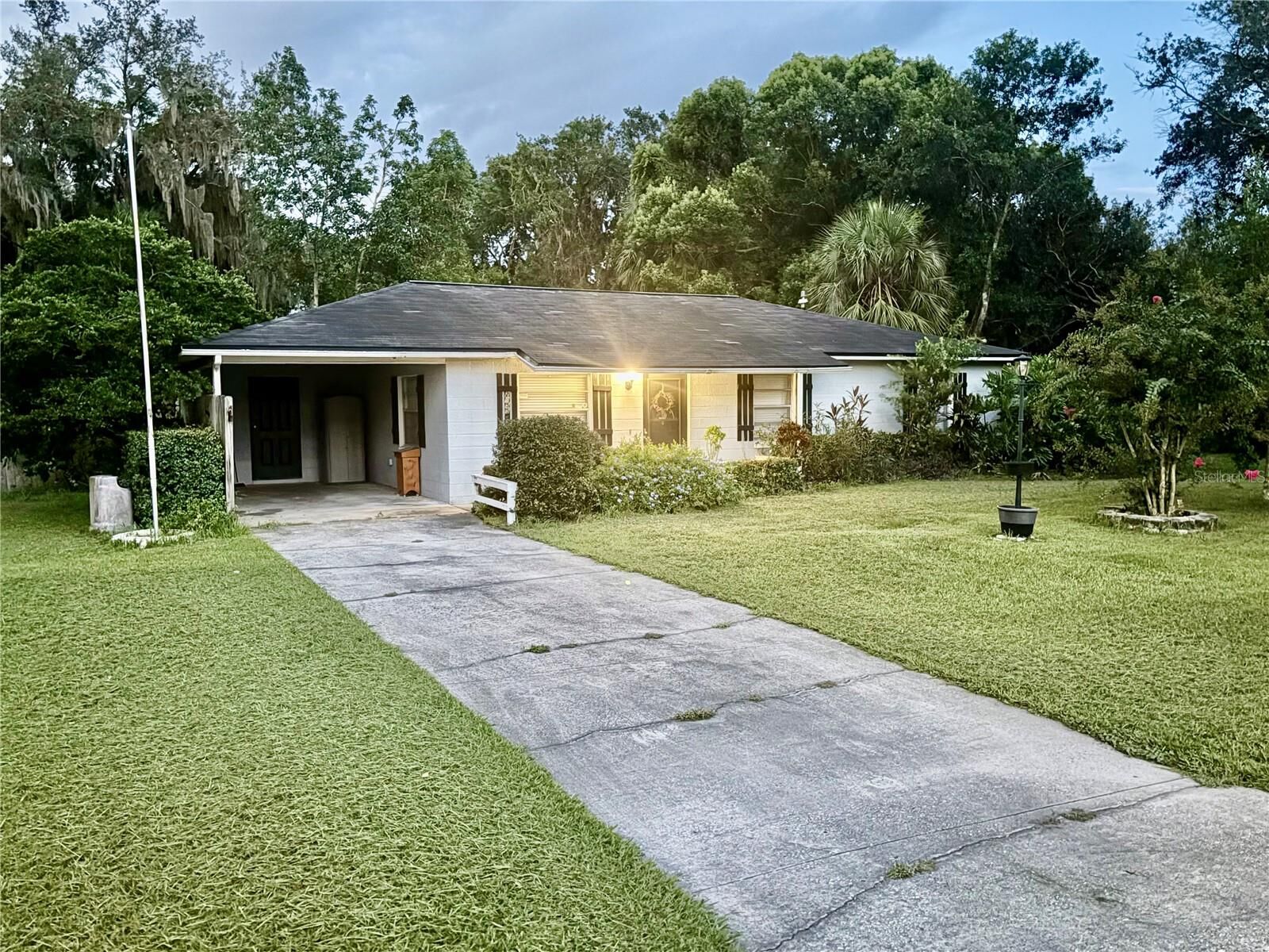 Property Photo: 2955 Howard FL 33860