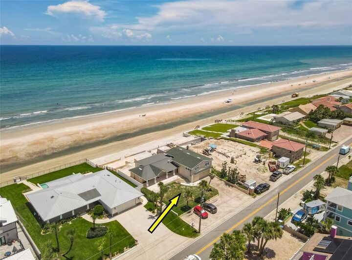 Property Photo: 4249 S Atlantic Avenue FL 32127