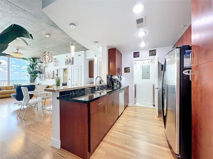 Property Photo: 155 S Court Avenue 2005 FL 32801