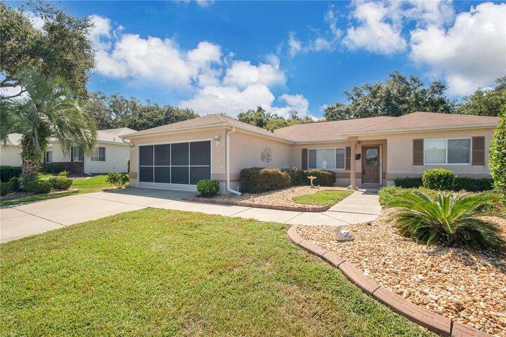 Property Photo:  9061 Southeast 136th Loop  FL 34491 