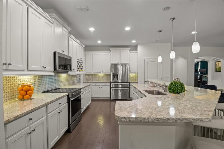 Property Photo:  1844 Via Lago Drive  FL 33810 