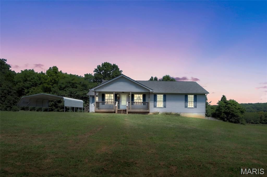 Property Photo: 17395 Hickory Lick Valley Road MO 63383
