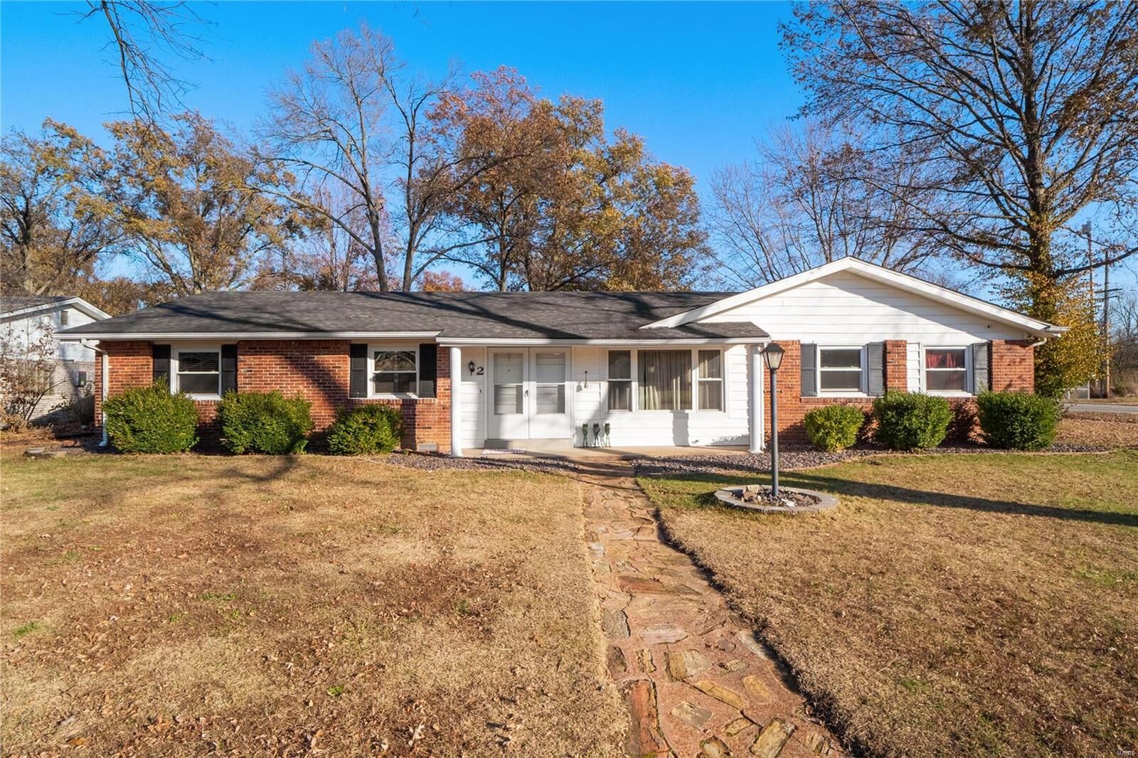 Property Photo: 2 Hanson Drive IL 62040