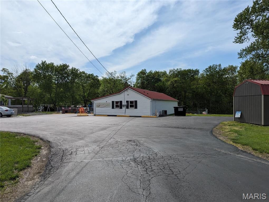 Property Photo:  705 Burks Road  MO 63640 