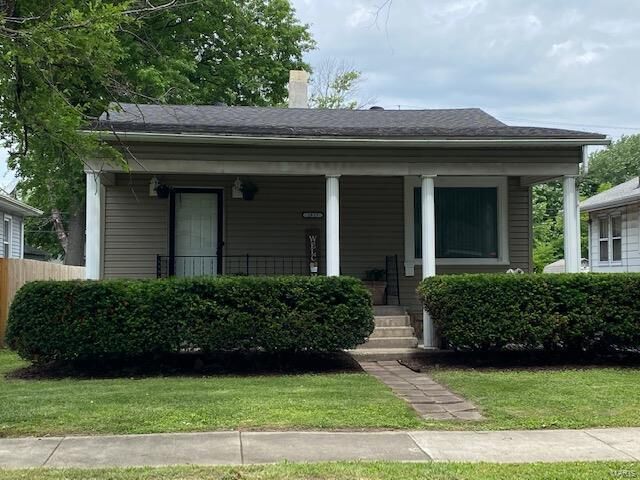 Property Photo: 2917 Washington Avenue IL 62040