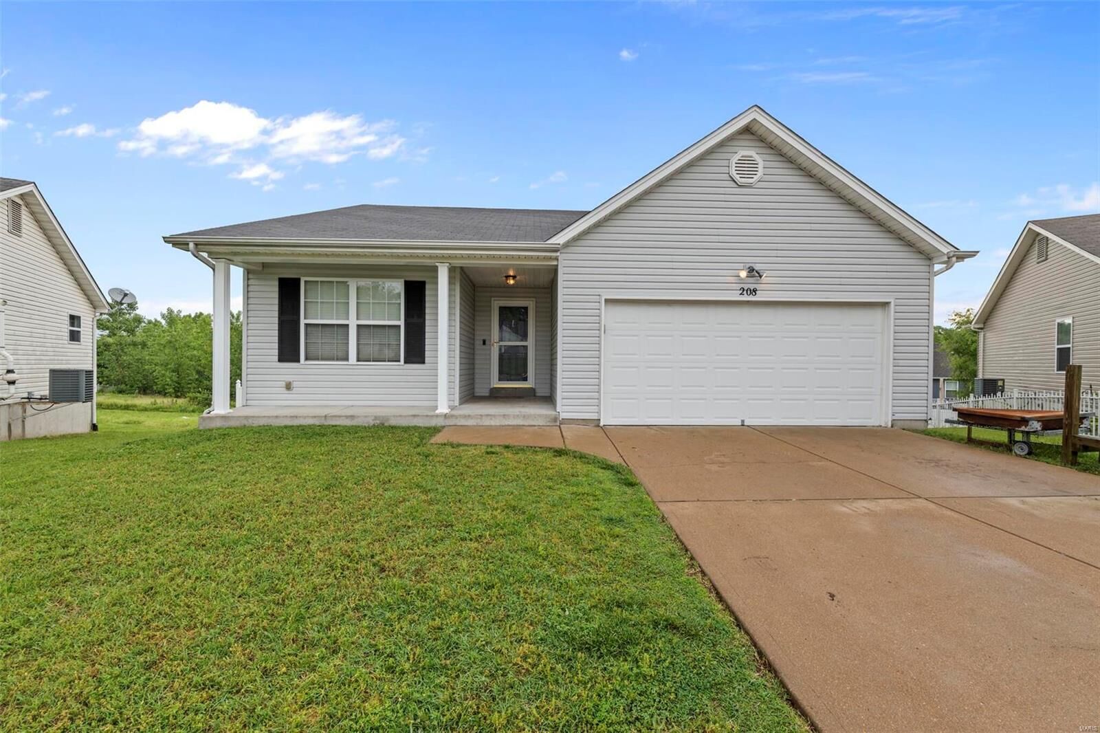 Property Photo:  208 Kansas City Court  MO 63028 