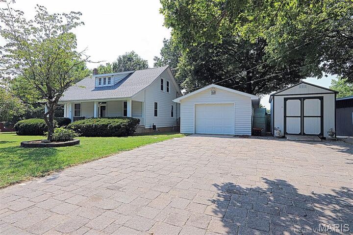 2415 Perryville Road  Cape Girardeau MO 63701 photo