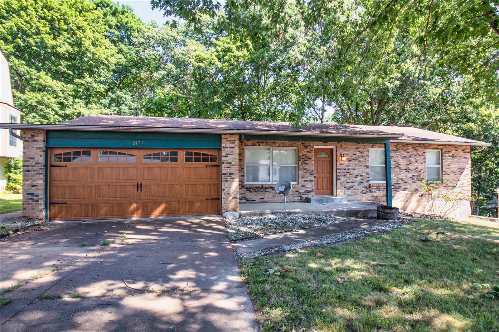 Property Photo:  2171 Catlin Court  MO 63012 
