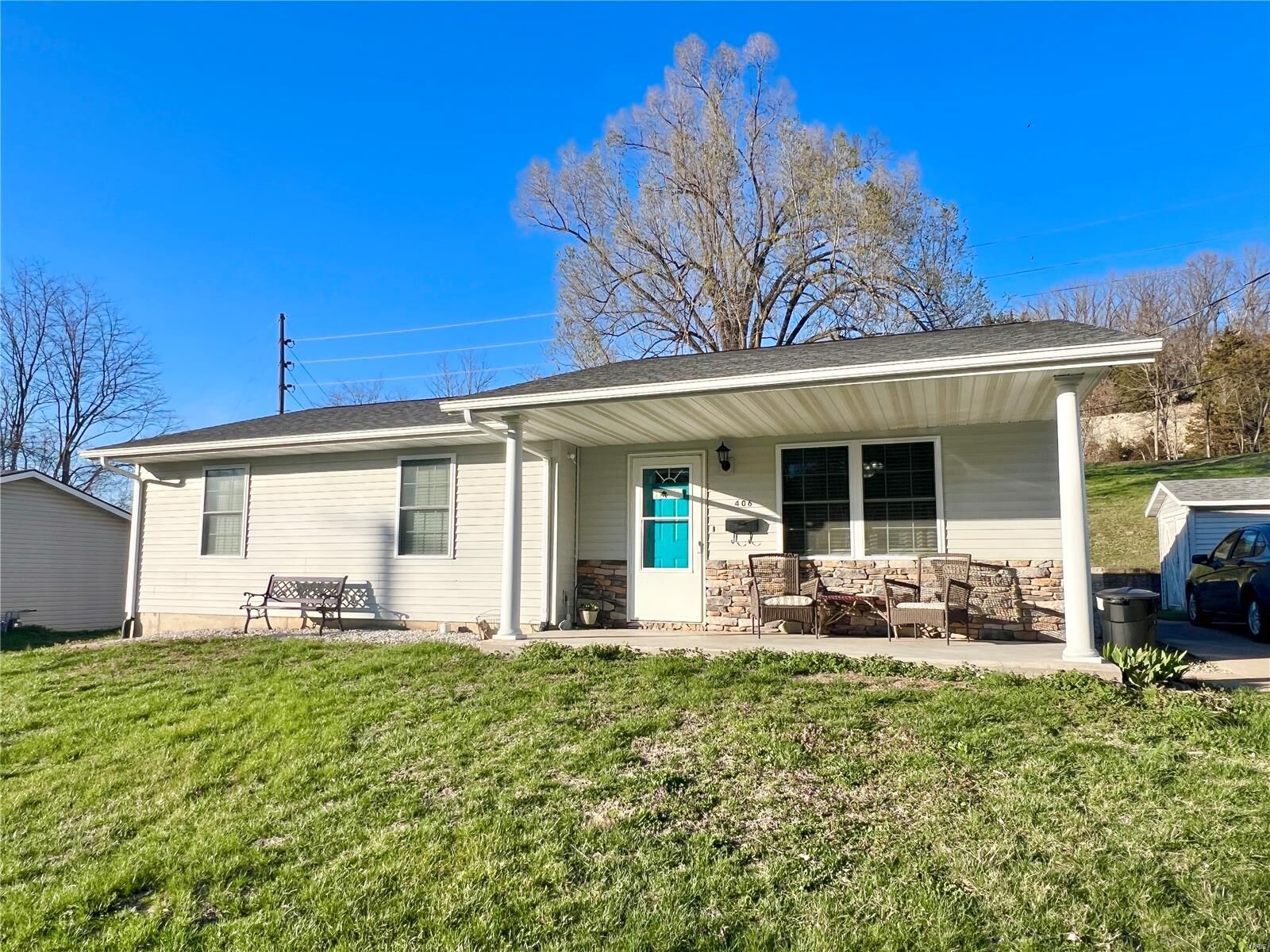 Property Photo: 406 Riverside Street MO 63401