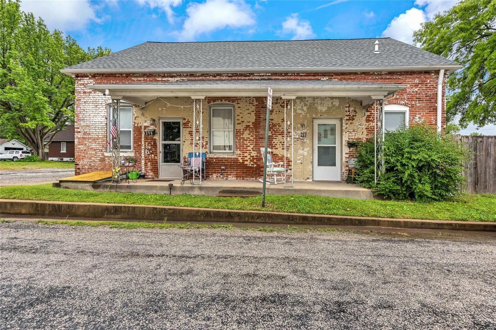 Property Photo:  217 S Lafayette Street  IL 62260 