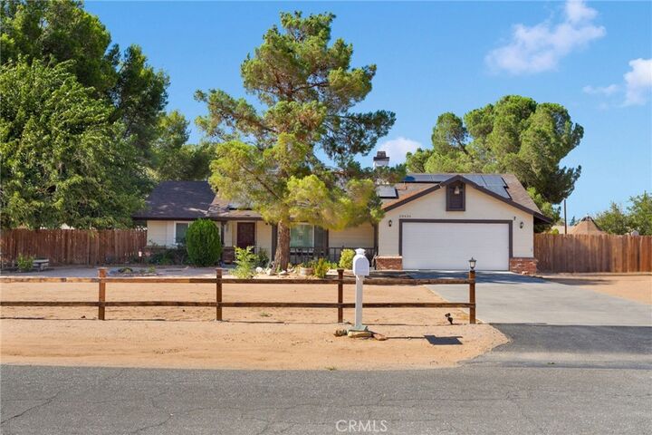 Property Photo:  20636 Shawnee Road  CA 92308 