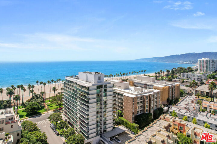 Property Photo:  535 Ocean Avenue 8C  CA 90402