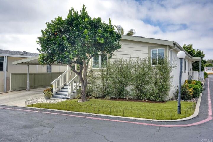 Property Photo:  699 N Vulcan Avenue Spc 113  CA 92024 
