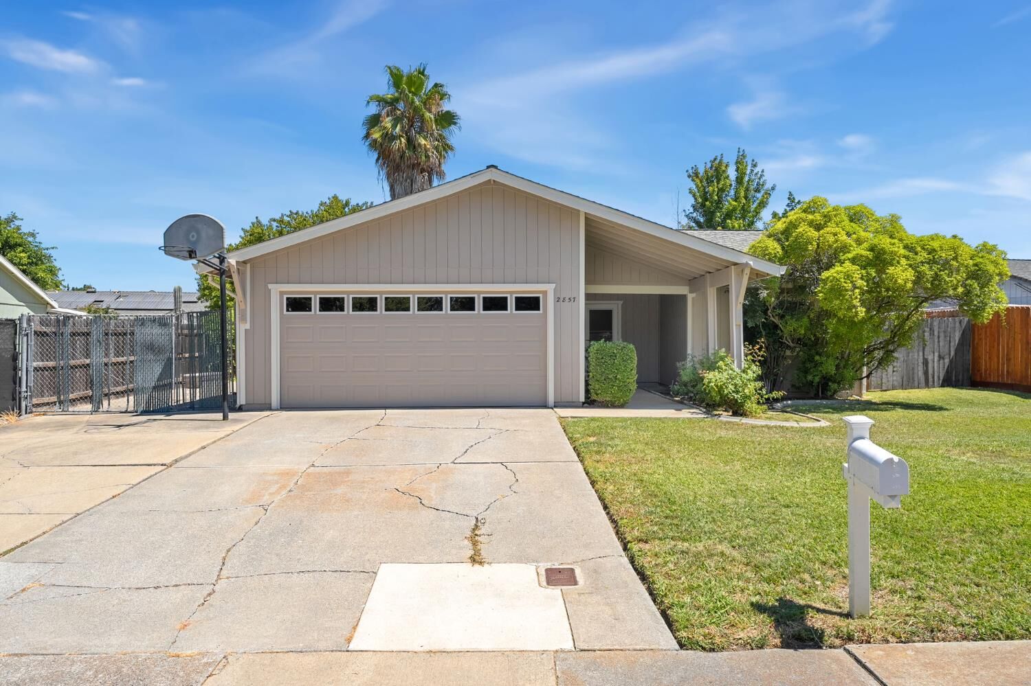 Property Photo:  2857 Kimberly Court  CA 95691 