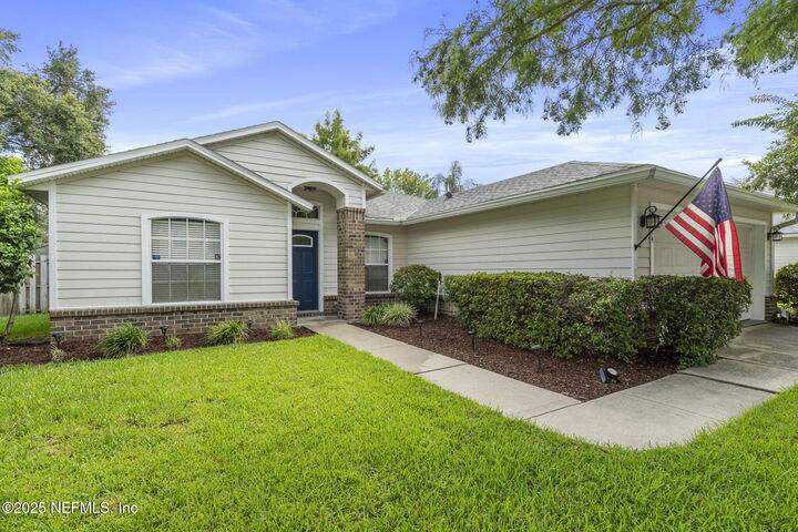 Property Photo:  12374 Bucks Harbor Drive N  FL 32225 