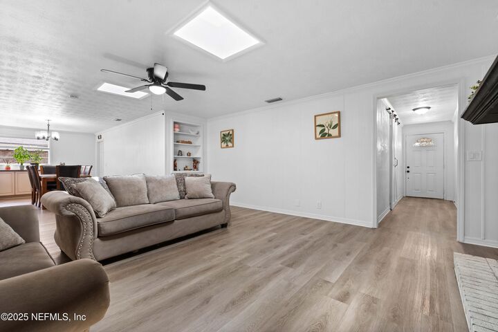 Property Photo:  10236 Shore View Drive S  FL 32218 