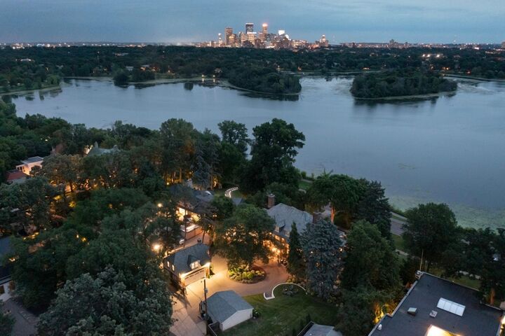 Property Photo:  2740 W Lake Of The Isles Parkway  MN 55416 