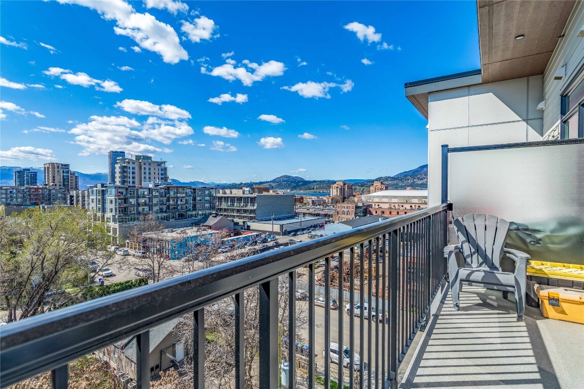 Photo de la propriété: 1215 St Paul Street 606 BC V1Y 2C7