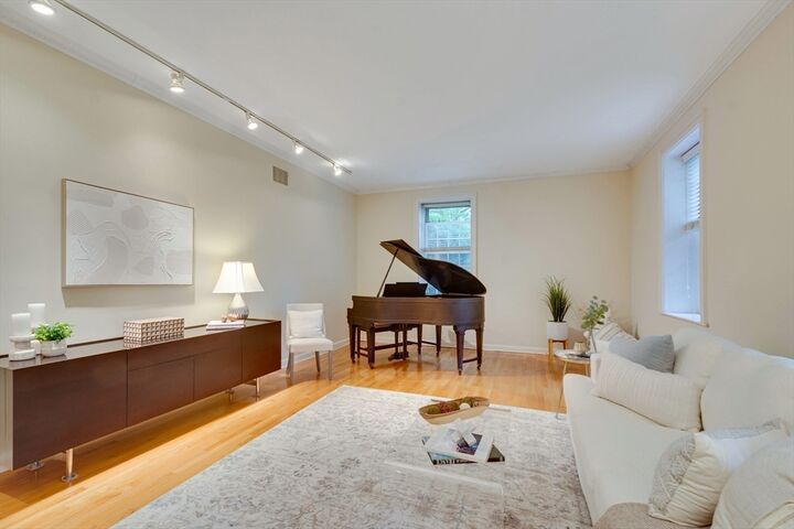 Property Photo: 30 Cumberland Avenue 3W MA 02445
