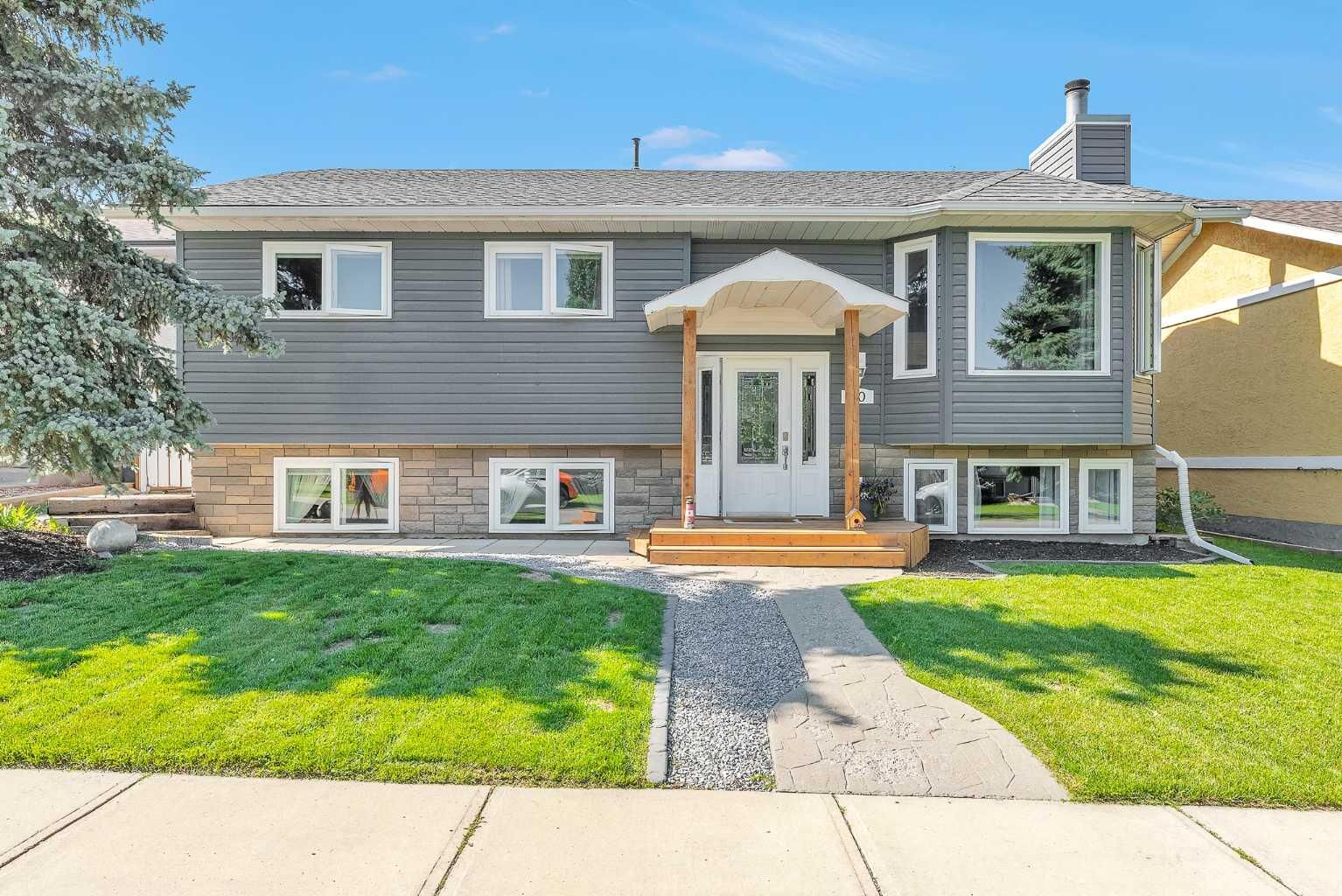 Property Photo: 20 Westland Gate AB T1S 1N1