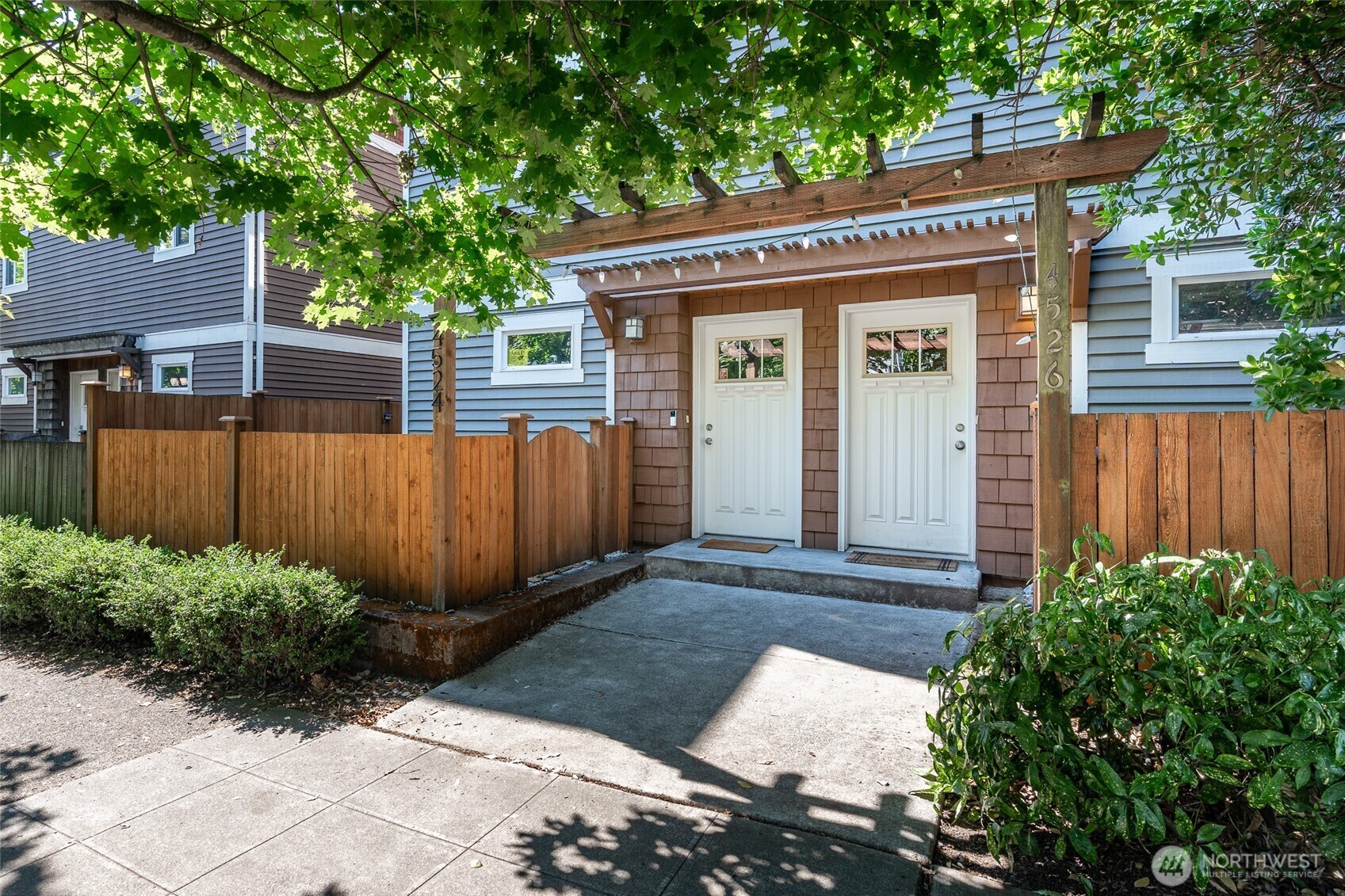 Property Photo:  4526  Dayton Avenue N  WA 98103 