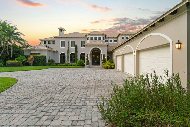 Property Photo: 2506 NW Hollyberry Lane FL 34990