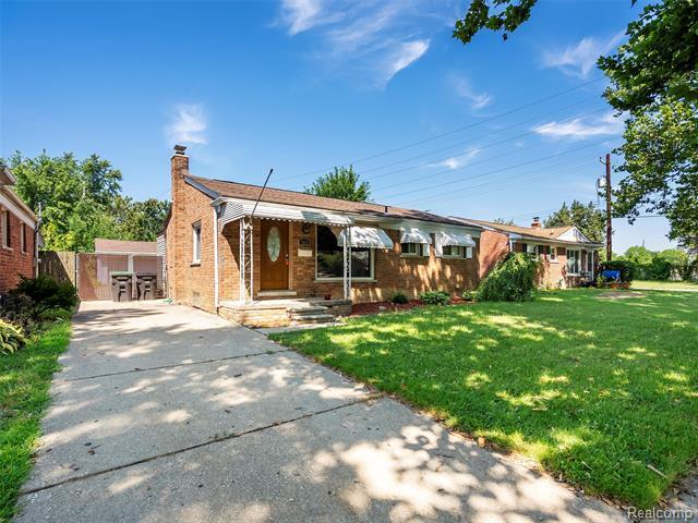 Property Photo: 7472 Sloan Street MI 48180