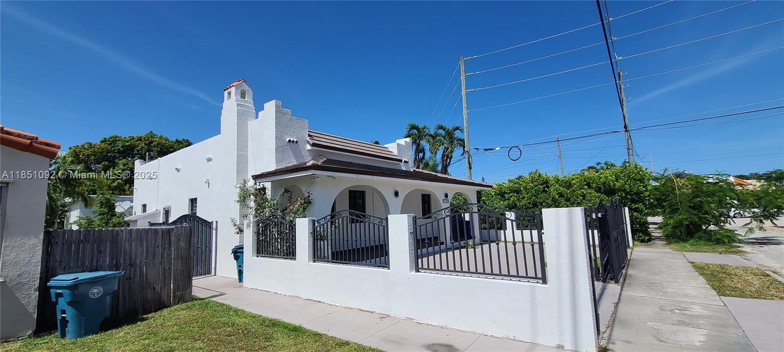 Property Photo:  1721 SW 24th Ter  FL 33145 