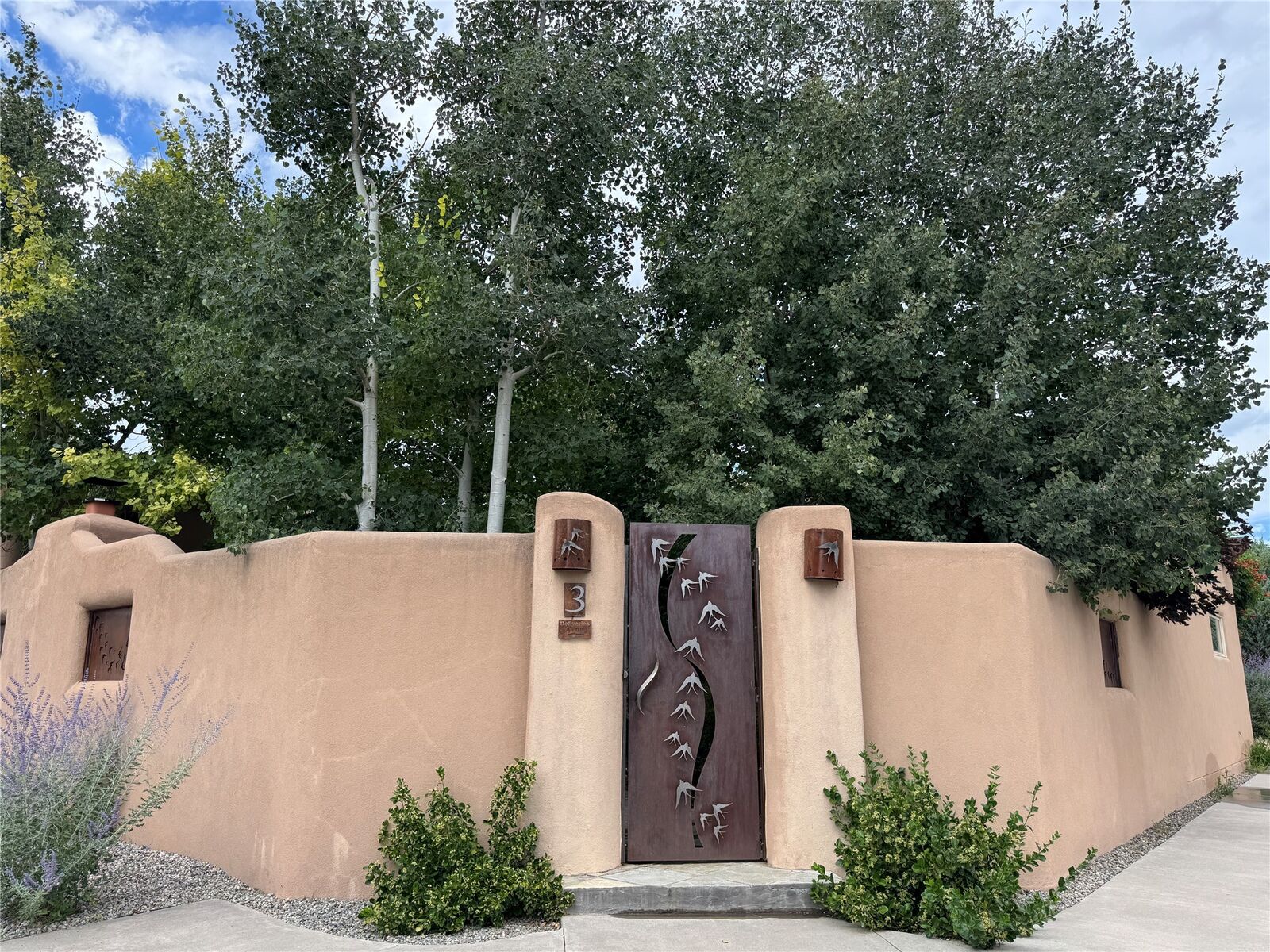 Property Photo: 3 Craftsman Road NM 87508
