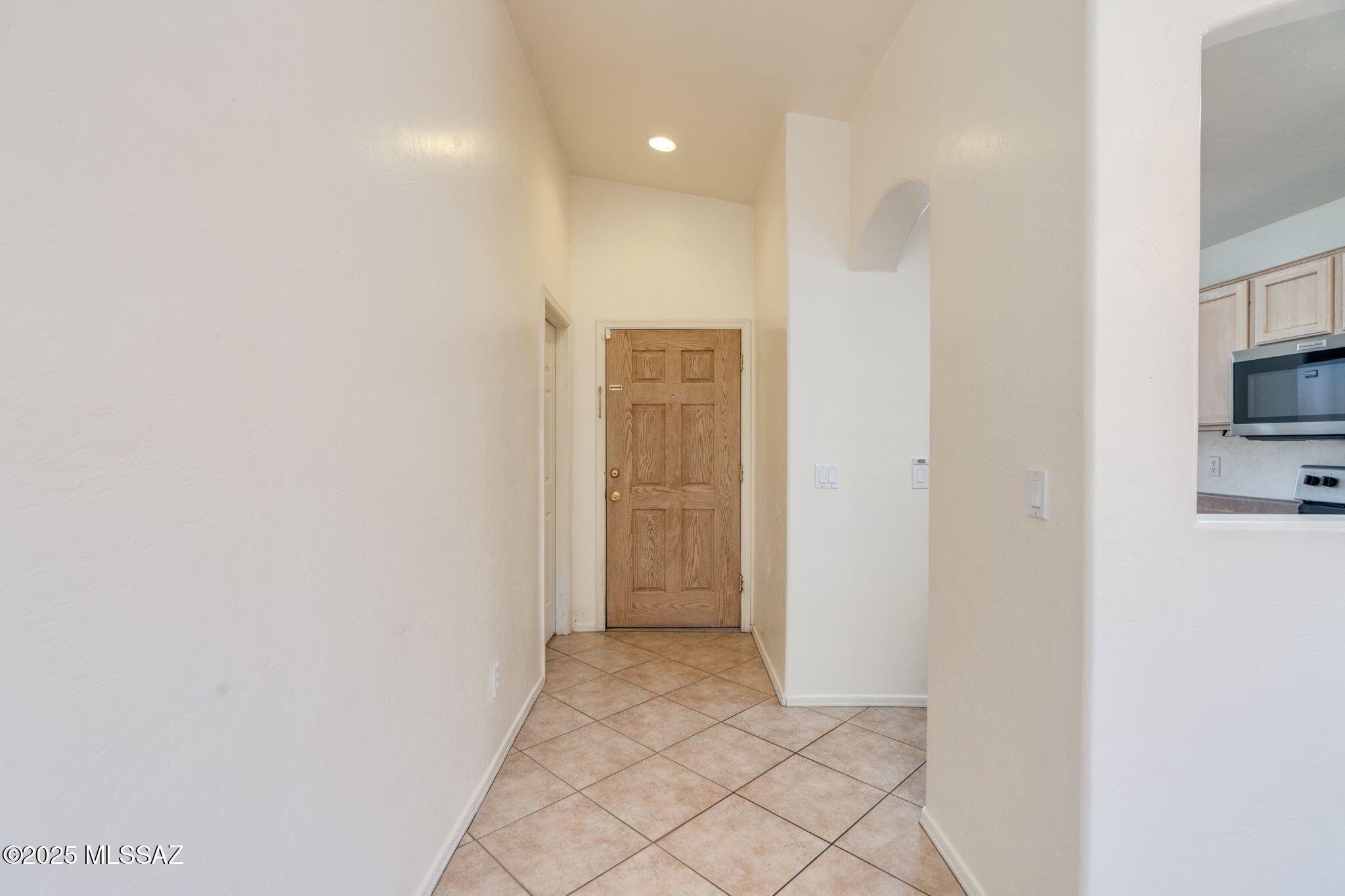 Property Photo: 9839 E Spanish Flower Court AZ 85748