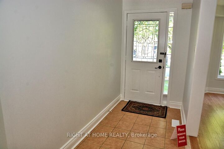 Property Photo: 242 Flagstone Way ON L3X 2Y2