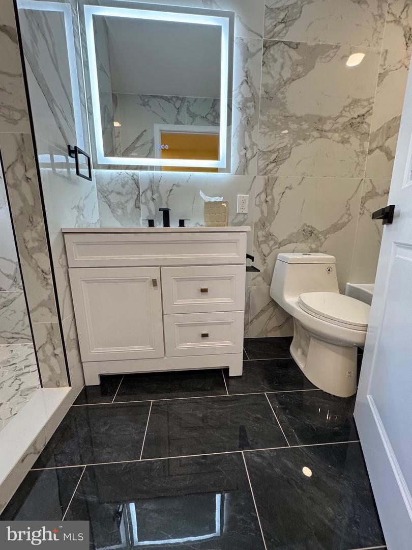 Property Photo: 2548 Kern Street PA 19125