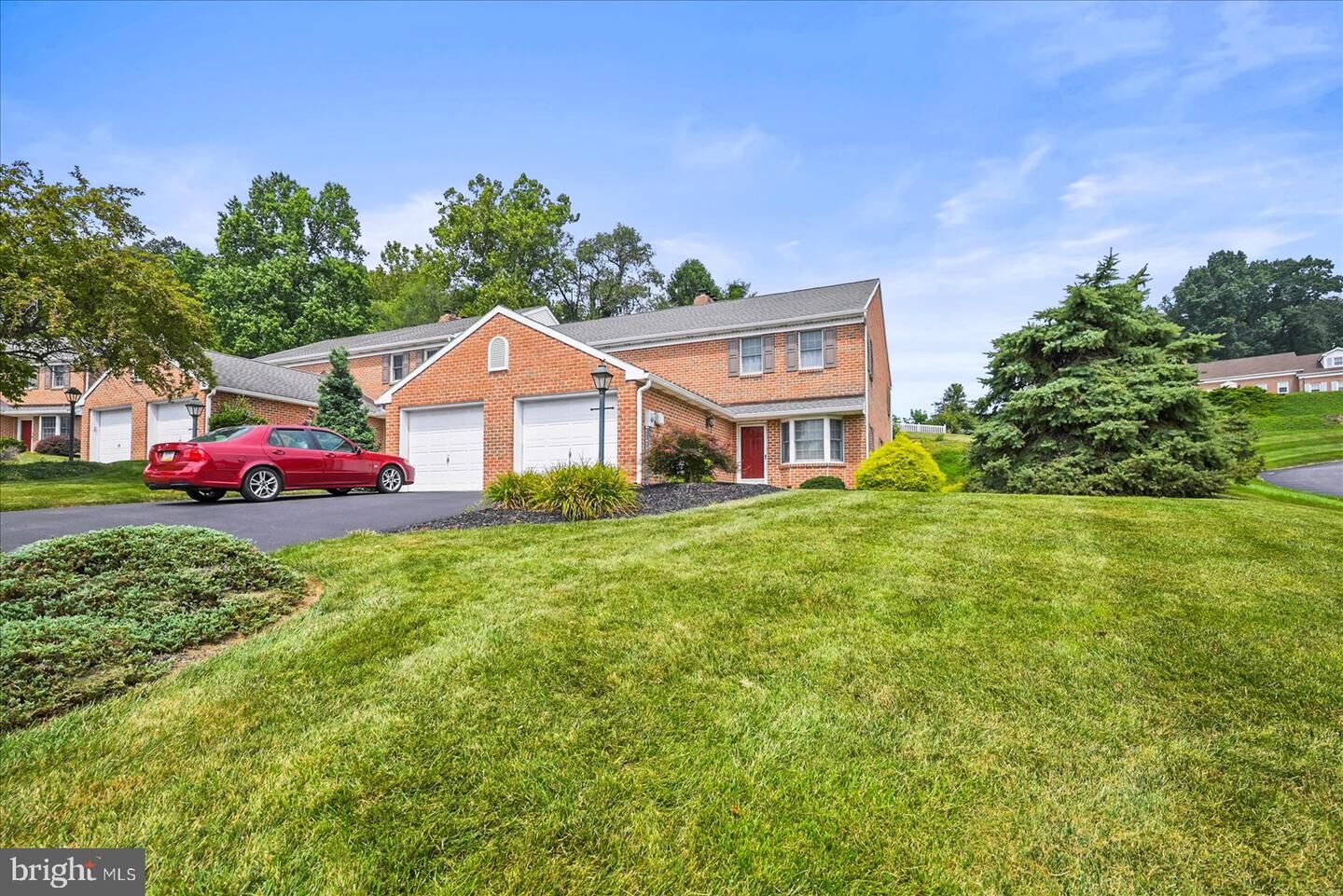 Property Photo:  215 Wyntre Brooke Drive 1  PA 17403 