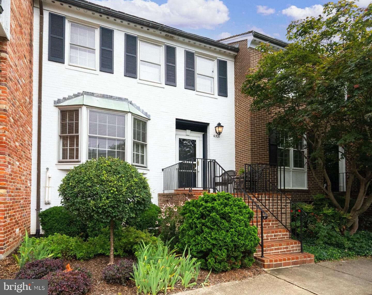 Property Photo:  6321 Barrister Place  VA 22307
