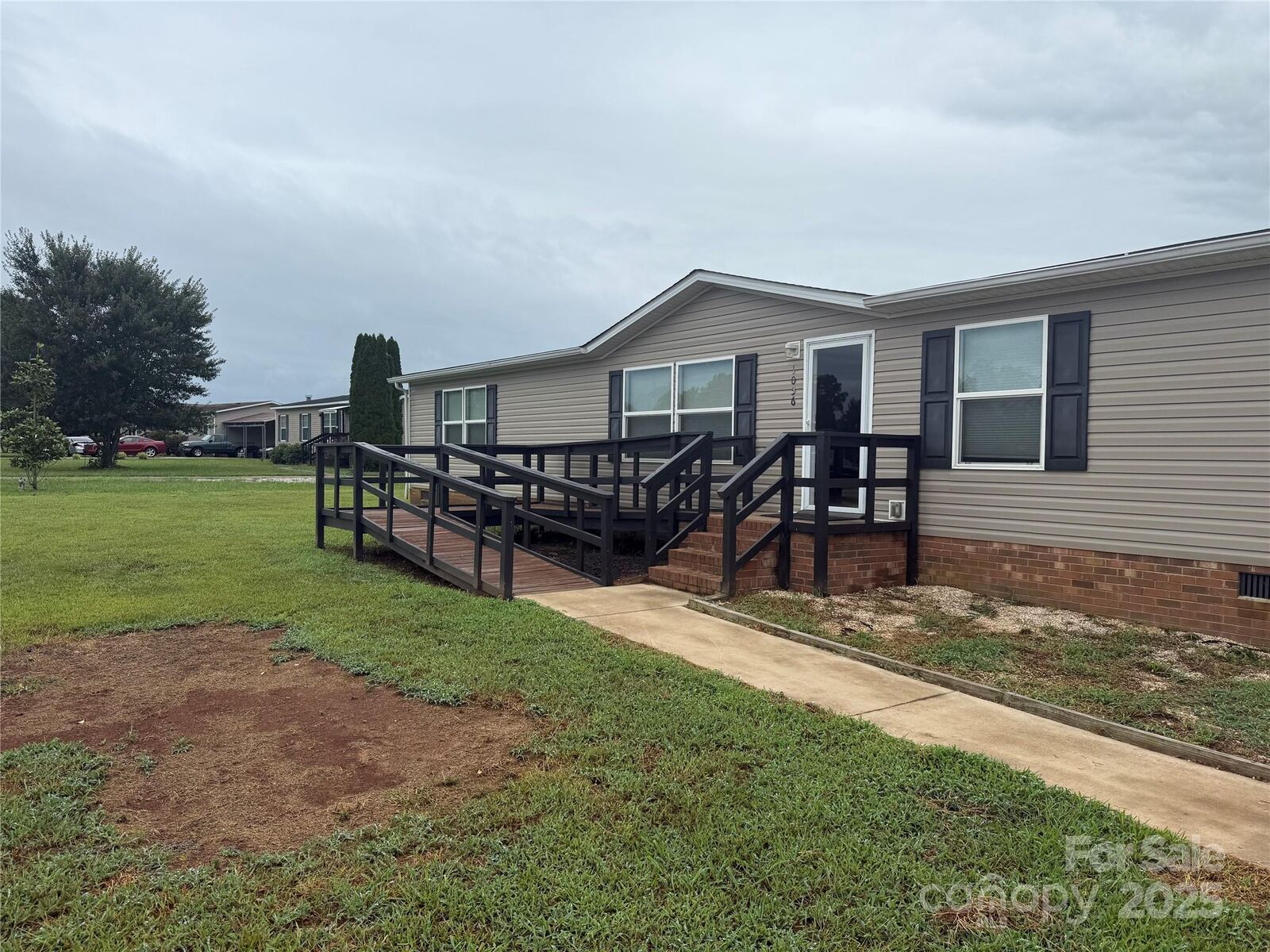 Property Photo:  1056 Hard Scrabble Court  NC 27013