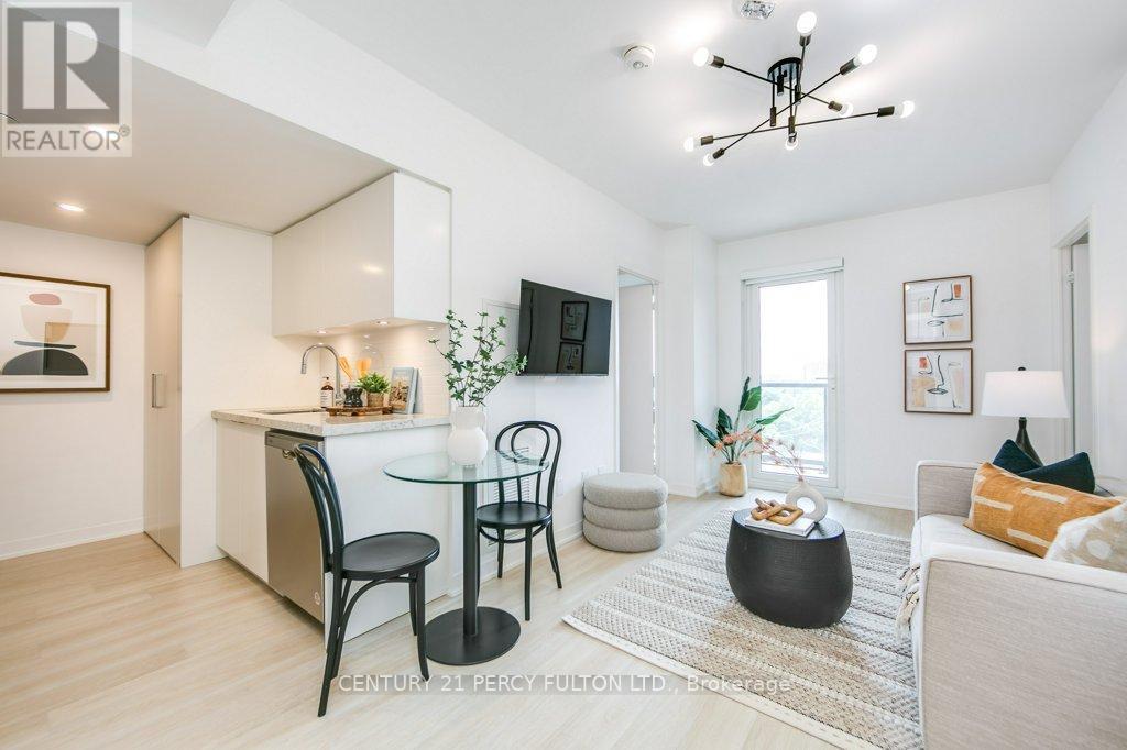 Property Photo: 500 Wilson Avenue 701 ON M3H 0E5