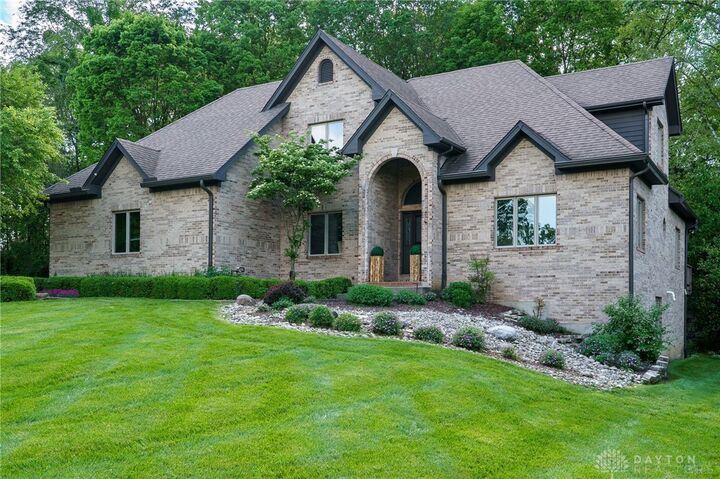 Property Photo:  527 Viking Landing Court  OH 45434 
