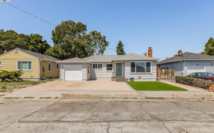 Property Photo: 21259 Hobert St CA 94546