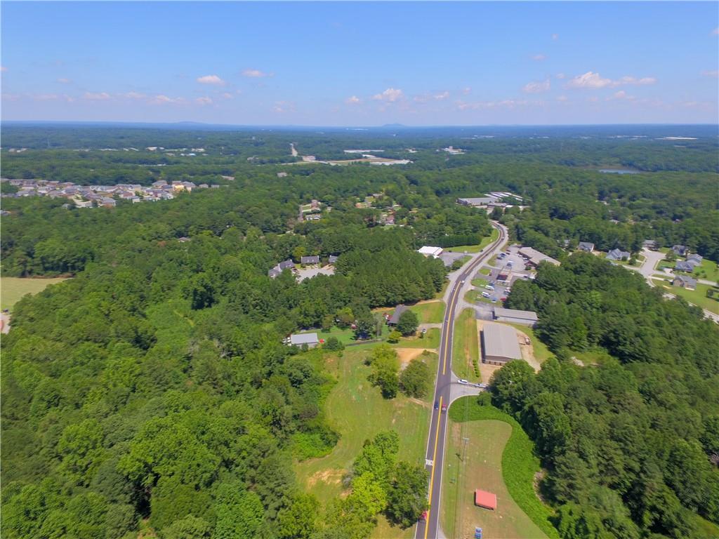 Property Photo: 1815 Lee Road GA 30122