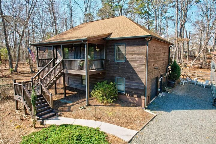 Property Photo:  1514 Villa Drive  GA 30540 