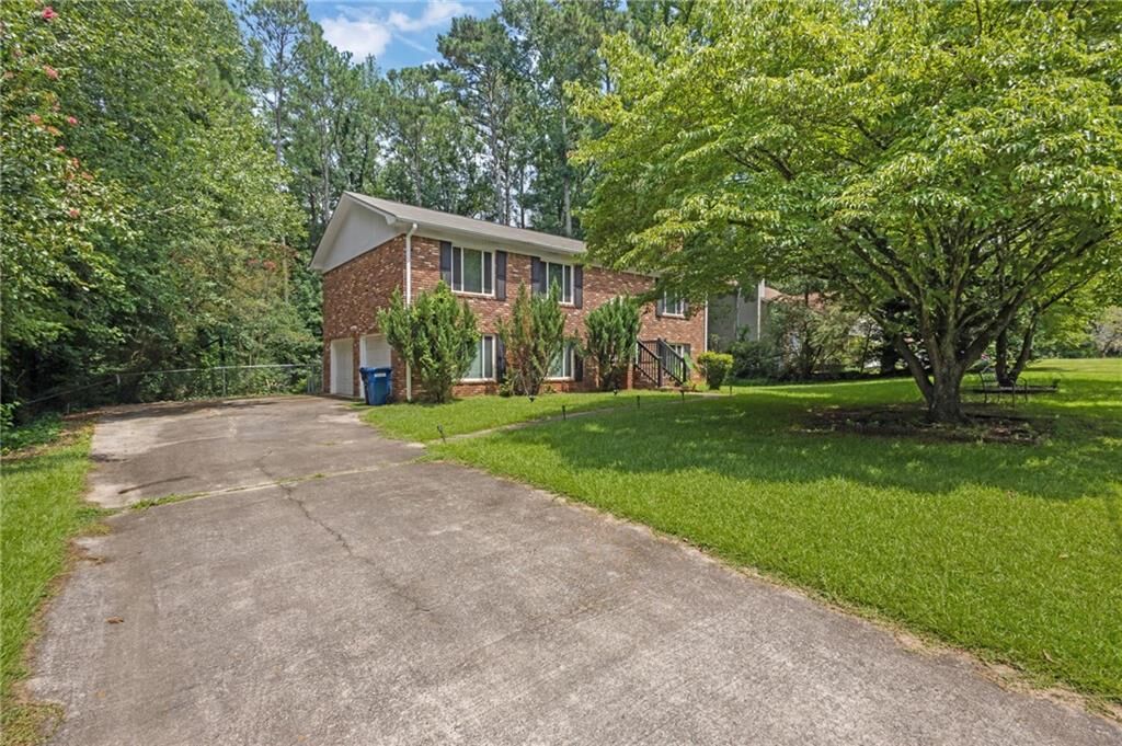 Property Photo: 3131 Jessica Drive GA 30135