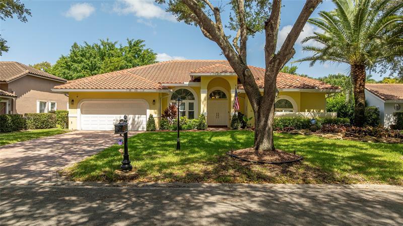 Property Photo: 5815 NW 96th Dr FL 33076
