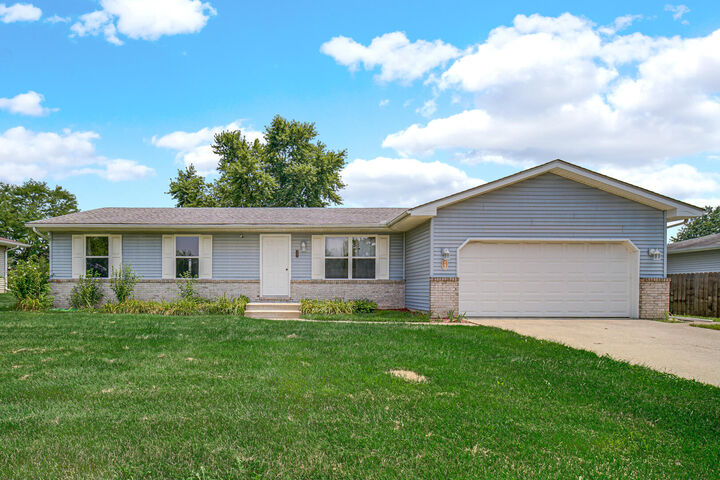 Property Photo: 342 Woodbridge Drive IN 46356